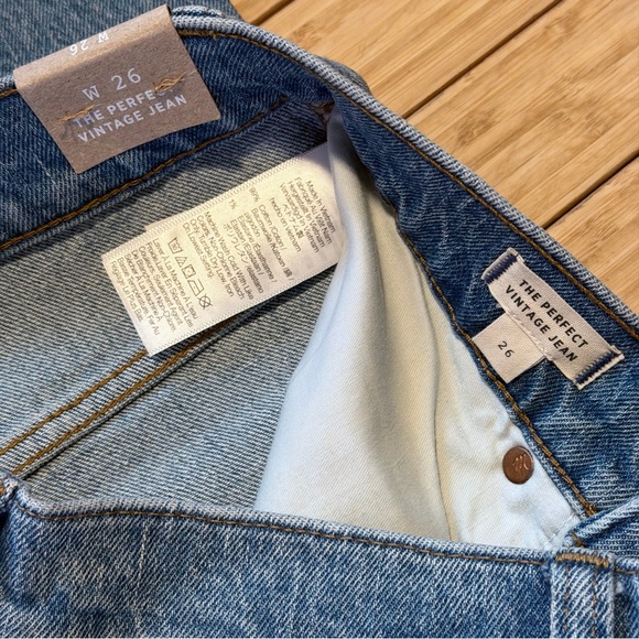 Madewell NWT Light Wash Denim Jeans - Picture 6 of 9